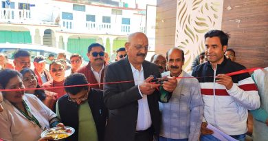 25 फरवरी से 27 फरवरी तक तीन दिवसीय आयुष्कामीय स्वास्थ्य शिविर का आयोजन, नरेंद्रनगर में मंत्री सुबोध उनियाल ने किया शुभारम्भ
