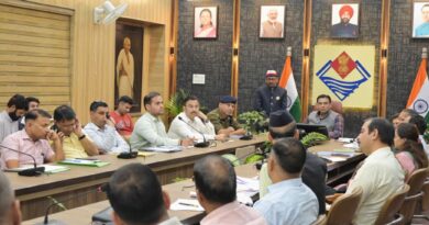 एलपीजी गैस सिलेंडर कालाबाजारी में सलिंप्तता पर एजेंसी स्वामी को अब सीधे जेल: DM Dehradun