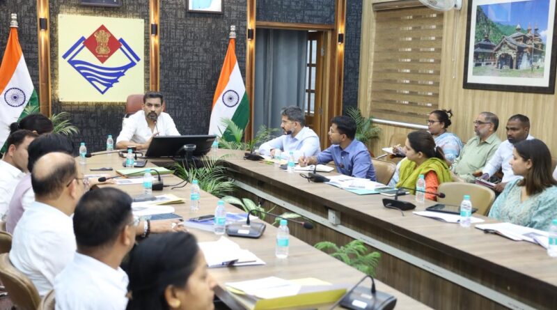 SIR अभियान को लेकर जिला प्रशासन सक्रिय, डीएम डॉ आशीष चौहान ने अधिकारियों को दिए स्पष्ट निर्देश