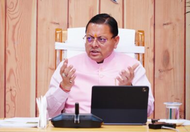 देवभूमि में सड़कों पर नमाज़ नहीं होने देंगे, कानून से ऊपर कोई नहीं” — सीएम धामी