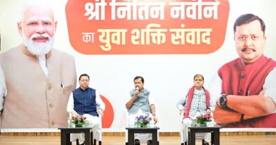 मुख्य सेवक सदन में आयोजित ‘युवा शक्ति संवाद’ में युवाओं ने साझा किए विचार, मुख्यमंत्री धामी बोले— युवाओं के सपनों को साकार करना सरकार की सर्वोच्च प्राथमिकता