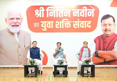 मुख्य सेवक सदन में आयोजित ‘युवा शक्ति संवाद’ में युवाओं ने साझा किए विचार, मुख्यमंत्री धामी बोले— युवाओं के सपनों को साकार करना सरकार की सर्वोच्च प्राथमिकता