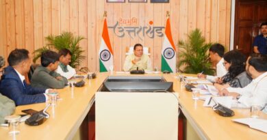 मुख्यमंत्री पुष्कर सिंह धामी ने नीति आयोग की टीम के साथ राज्य के विकास के विभिन्न विषयों पर की विस्तृत चर्चा, स्वास्थ्य, महिला एवं बाल विकास, आजीविका संवर्धन और जल संरक्षण पर प्रभावी नीति निर्माण पर दिया जोर