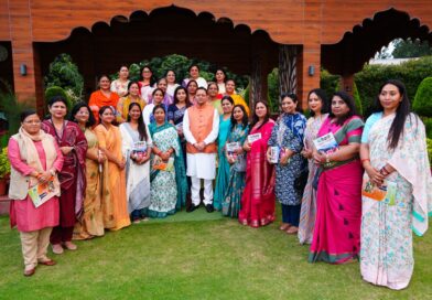 मुख्यमंत्री पुष्कर सिंह धामी से भाजपा प्रदेश महिला मोर्चा के प्रतिनिधिमंडल ने की शिष्टाचार भेंट, पाँच वर्ष के सफल कार्यकाल पर मुख्यमंत्री को दी बधाई एवं शुभकामनाएँ, महिला सशक्तिकरण को समर्पित राज्य सरकार की पहल की सराहना