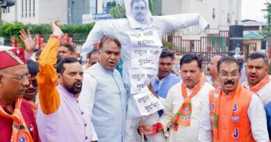 राहुल गांधी के ‘अलग कप’ वाले बयान पर फूटा आक्रोश, भाजपा अनुसूचित जाति मोर्चा और अंबेडकर मंच के सदस्यों ने किया जोरदार विरोध