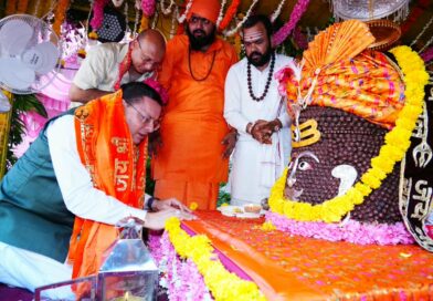 टपकेश्वर महादेव की भव्य शोभायात्रा में शामिल हुए मुख्यमंत्री पुष्कर सिंह धामी
