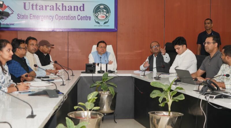 दिल्ली से लौटते ही सीधे राज्य आपातकालीन परिचालन केंद्र पहुंचे सीएम धामी
